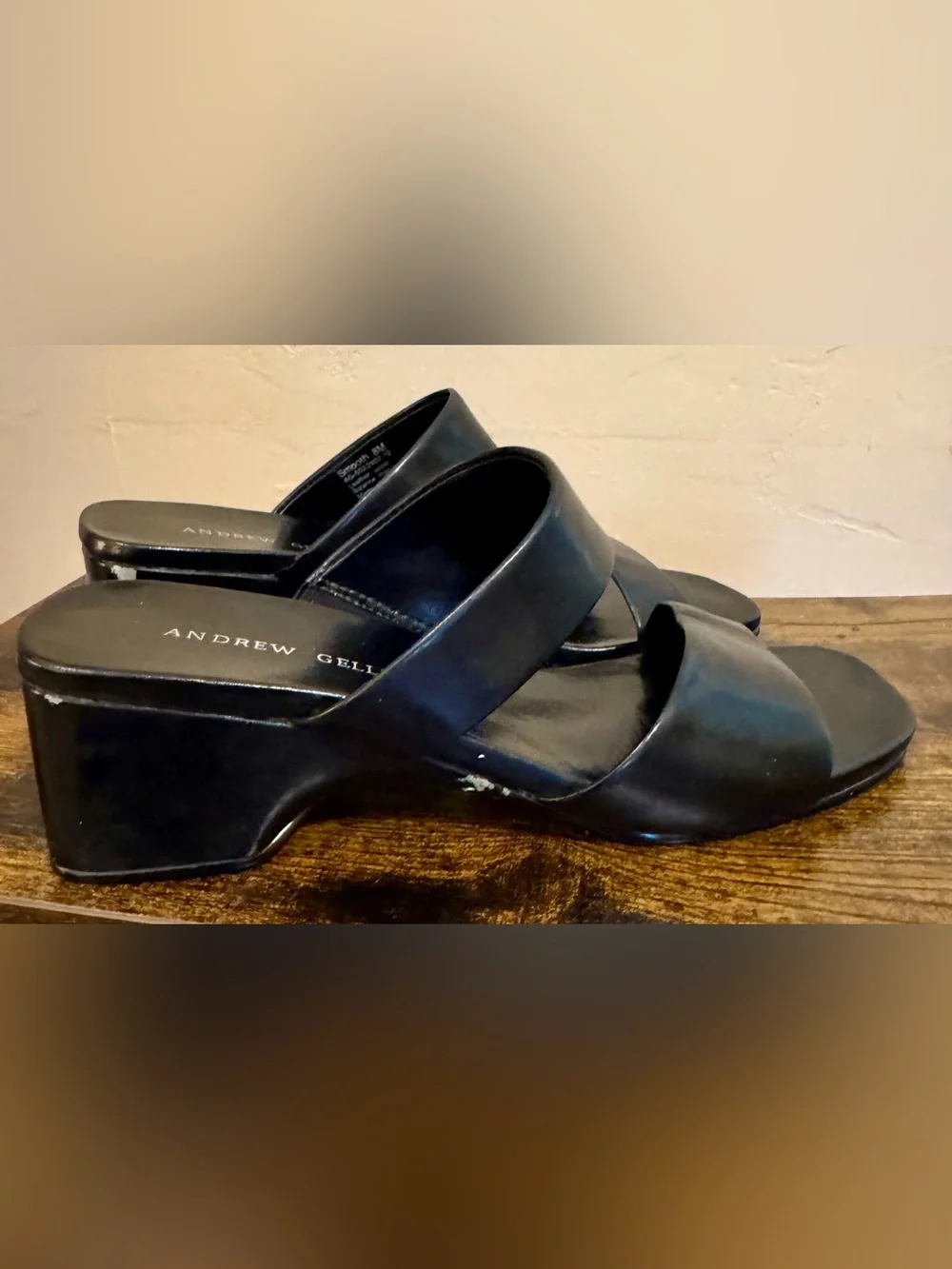Andrew Geller Black Leather Slide Heel for Women Sz 8M
